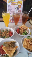 ミートボール Mītobōru Kedai Bakso Malang food