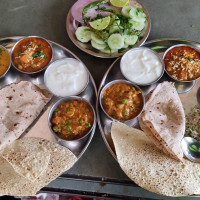 पेट पूजा भोजनालय रेस्टोरेंट food