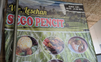 Wr. Lesehan Sego Pencit food
