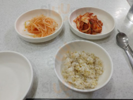 갈마바지락칼국수 food