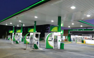 Bp Truckstop outside