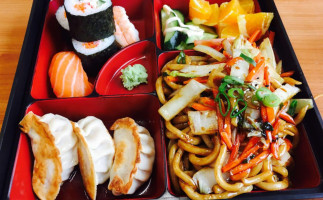 Oedo Sushi Cafe food