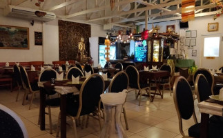 Thai Tanee Restaurant inside