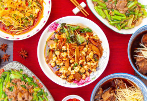 Lǎo Lǐ Yáng Ròu Zǒng Diàn food