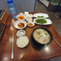 구산동돼지국밥 food