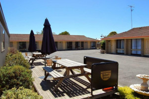Seasonal South And Function Centre Formerly Bass And Flinders Motor Inn) outside