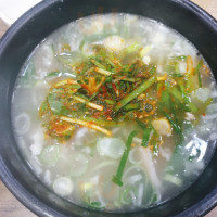 쌍둥이국밥 food