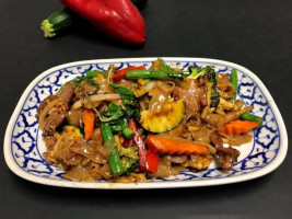 Traf Thai Cuisine food