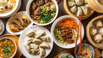 Zhōu Pàng Zi Lóng Jiāng Diàn food