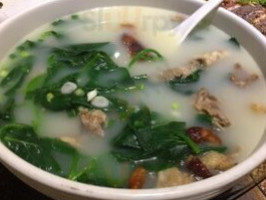 Lián Huā Fāng food