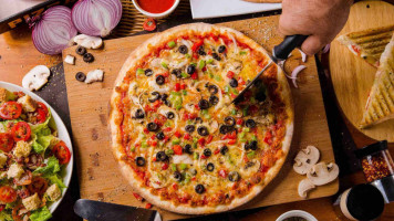 Yáo Gǔn Pī Sà Pizza Rock Wén Huà Diàn food