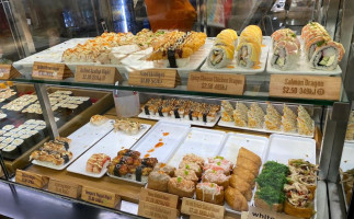 Sushi Hub Lake Haven food