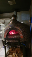 Trecento Woodfired Pizzeria Griffith inside