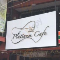 Platinum Cafe ＆dessert Shop From Shirokanedai inside