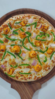 Papa Veg Pizza Narwana food