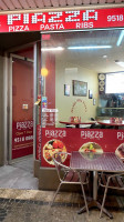 Piazza Pizza Pasta Ribs inside