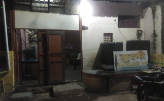 सुरभी भोजनालय नंदुरबार (surbhi Bhojnalaya Nandurbar) inside