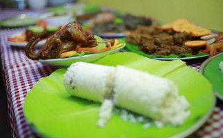 Puttum Kaadayum food