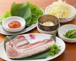 Shāo Ròu Lǐ Cháo Yuán Bù Shī Diàn food