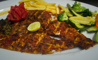 Nawras Authentic Seafood food