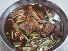 Huáng Jiā Shān Dōng Niú Ròu Miàn food