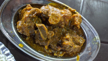 Saluja Punjabi food