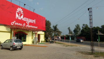 Mayuri Banquet Hall Wedding Caterers Moradabad outside