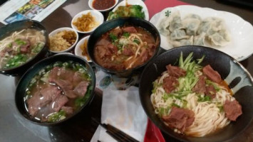 Xiǎo Zhōu Niú Ròu Miàn˙shuǐ Jiǎo food