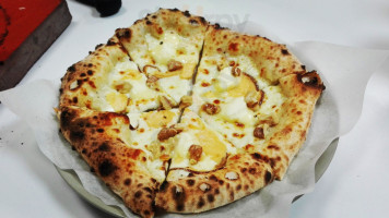 Andiamo Pizzeria food