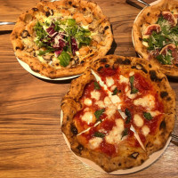 Gino Pizza Napoletana Lú Zhōu Diàn food