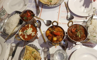 Tandoor Curry Hut food