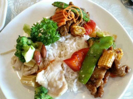 Song Thai Morley food