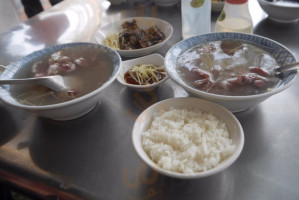 Bāo Chéng Yáng Ròu food