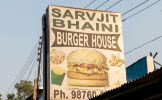 Sarvjit Bhaini Burger House Best Fastfood food