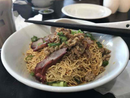 Two Hand Noodle Shop food