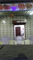 Ramu Ka Dhaba inside