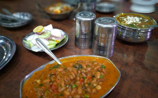 New Zhilmil Dhaba food