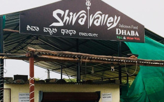 Shiva Valley Dhaba food