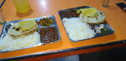 Lalan Singh Dhaba food
