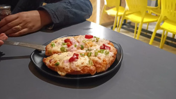Pizza Tune Sanand inside