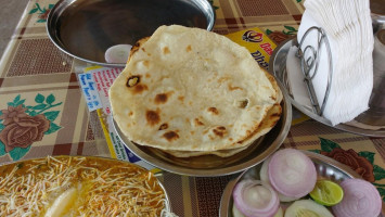 Dashmesh Punjabi Deepa Dhaba food