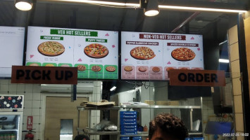 Domino's Pizza food