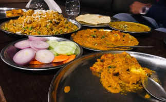 Sahu Ji Dhaba, Purur food