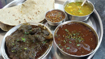 Jay Bhavani Mutton Bhakari, Saswad food