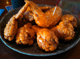 Hooters food