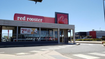 Red Rooster Gracemere outside