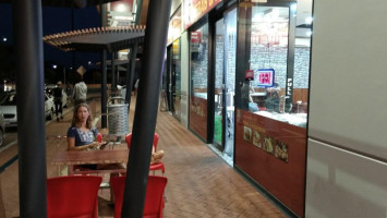 Dede Kebabs And Pizza House food