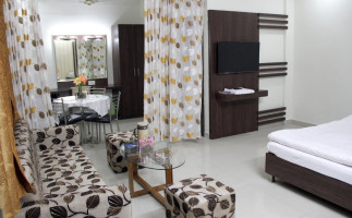 Welcome Inn S In Shahdol inside