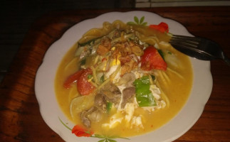 Bakmi Santoz food