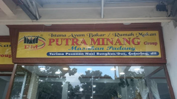 Rm. Putra Minang Group inside